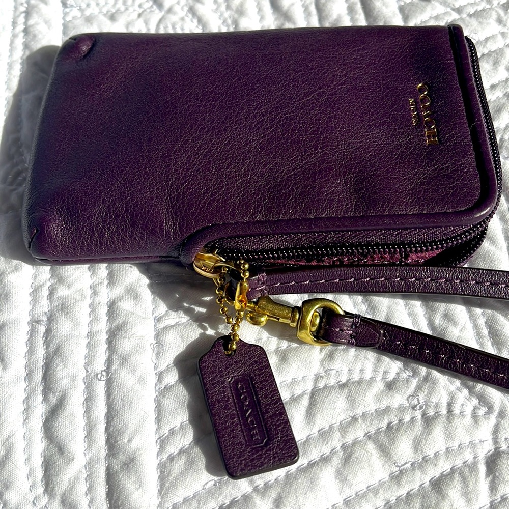 COACH CLUTCH - Picture 4 of 6